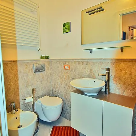 La Tana Del Poeta Apartment